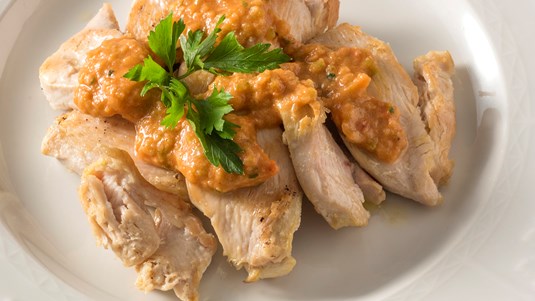 Φιλέτο Κοτόπουλου με Σάλτσα Γκασπάτσο