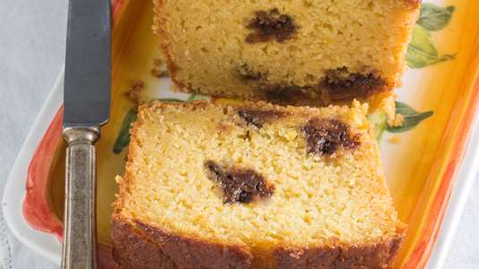 Κέικ με Πορτοκάλι και Κομματάκια Σοκολάτας