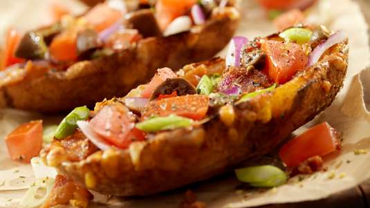 Πατάτες Γεμιστές με Αλλαντικά