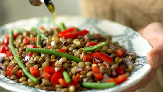 Φακές Σαλάτα με Λιαστή Ντομάτα