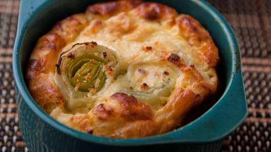 Σουφλέ με Πράσο, Τυριά και Καλαμποκάλευρο