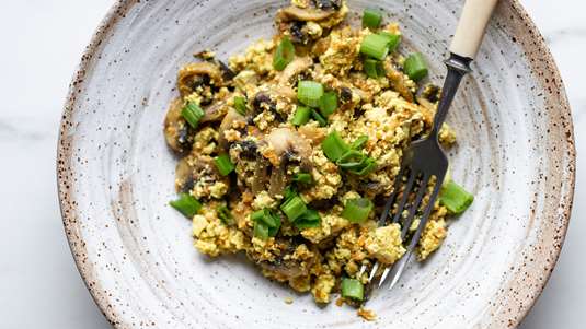 Αυγά με Μανιτάρια και Δυόσμο