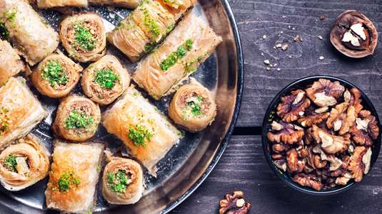 Μπακλαβαδάκια στο Χέρι