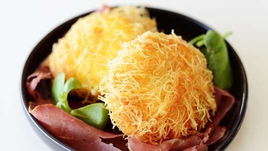 Τυρένιο με Φύλλο Κανταΐφι