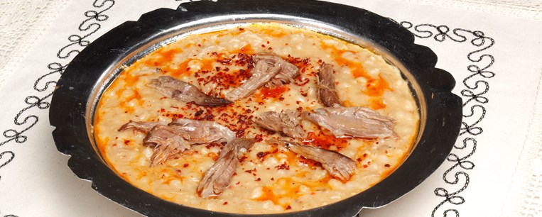 ΜΙΚΡΑΣΙΑΤΙΚΟ ΚΕΣΚΕΣΙ ΜΕ ΑΡΝΙ