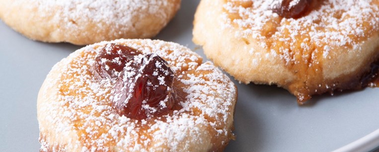 ΜΠΙΣΚΟΤΑ ΜΕ ΓΛΥΚΟ ΣΤΑΦΥΛΙ