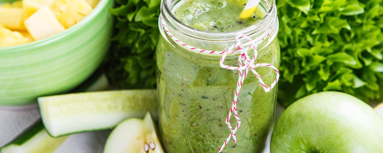 SMOOTHIE ΜΕ ΑΝΑΝΑ ΜΗΛΟ ΚΑΙ ΛΑΧΑΝΟ