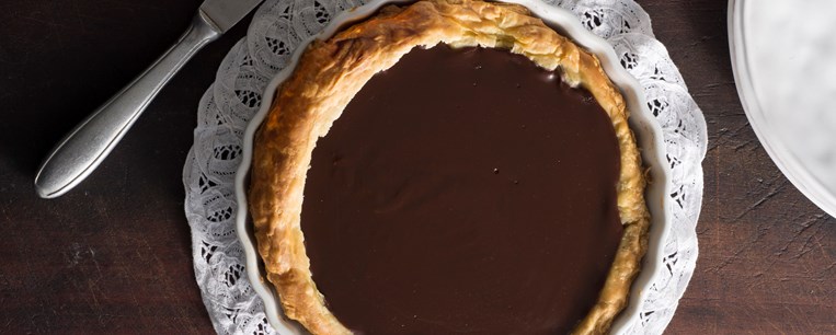 ΜΑΓΙΚΗ ΣΟΚΟΛΑΤΕΝΙΑ ΤΑΡΤΑ