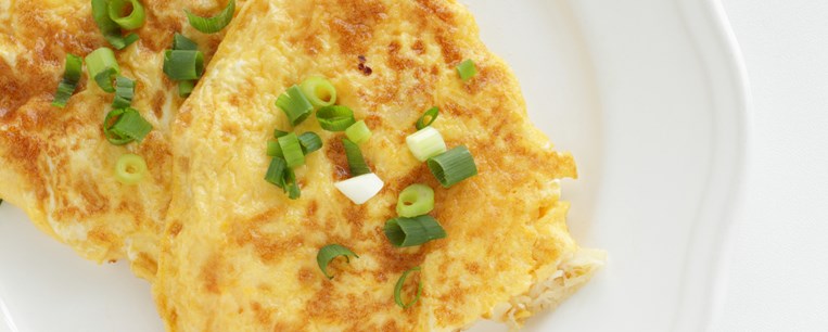 ΚΡΕΜΜΥΔΑΚΙΑ ΜΕ ΑΥΓΑ ΣΤΟ ΤΗΓΑΝΙ