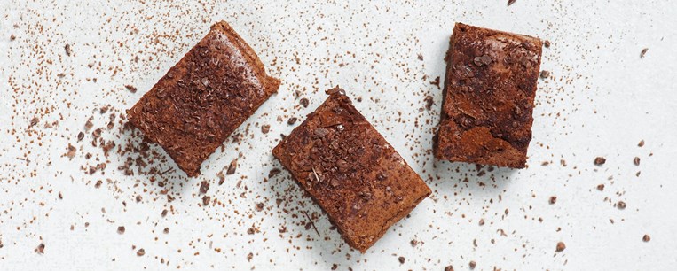 ΜΠΡΑΟΥΝΙ ΜΕ ΓΚΟΦΡΕΤΑ ΣΟΚΟΛΑΤΑΣ