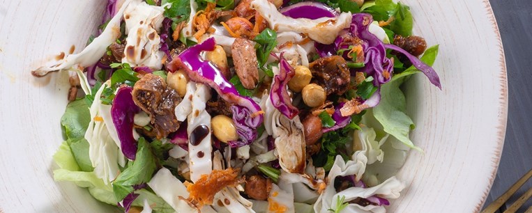 Η ΣΑΛΑΤΑ ΤΗΣ ΓΙΟΡΤΗΣ