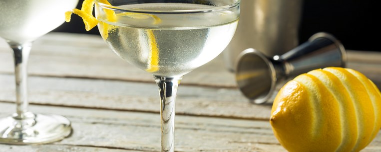 ΣΥΝΤΑΓΗ VESPER MARTINI