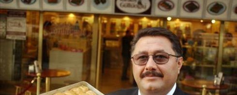 «Μr Baklava»: Meet the master!