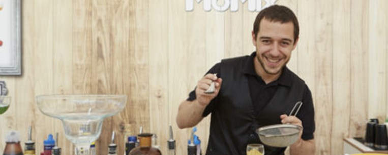 Γαλανόλευκα λικέρ στο φεστιβάλ  
