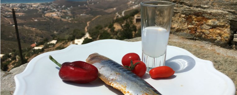 Ψαρομεζέδες για γρήγορα ουζοτραπεζώματα