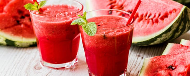 Smoothie με καρπούζι και ανανά
