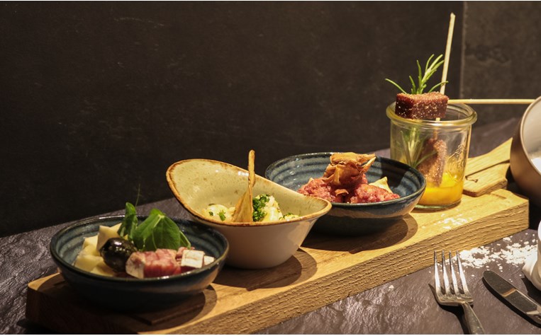 ΣΥΝΔΥΑΣΜΟΙ ΠΟΤΟΥ ΚΑΙ ΦΑΓΗΤΟΥ