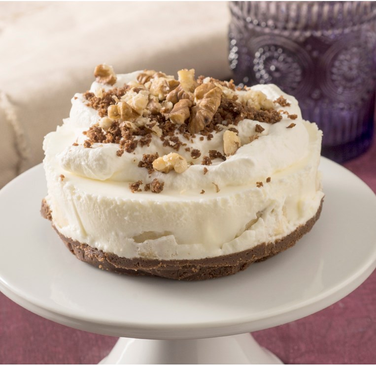 ΤΟΥΡΤΑ ΜΕ ΜΠΙΣΚΟΤΑ ΚΡΕΜΑ ΚΑΙ ΜΠΑΝΑΝΕΣ